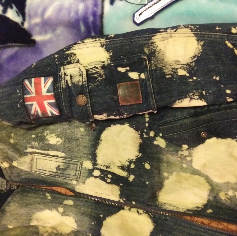 Jacket - Picture 3 of 3